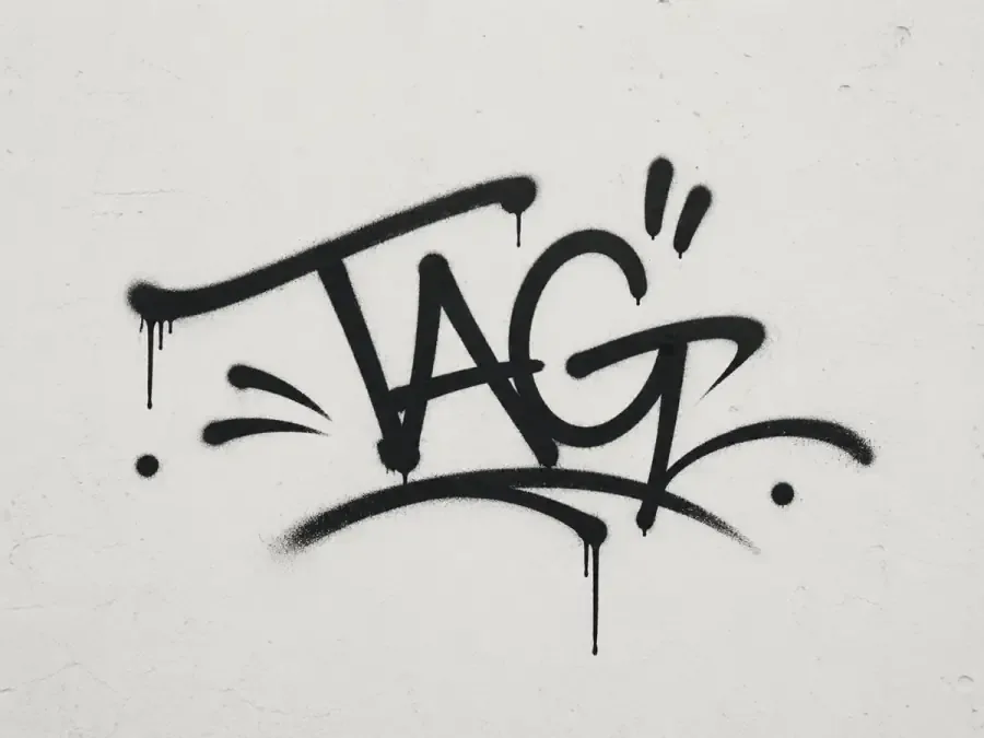Handstyle tag style direction with marker-like lettering